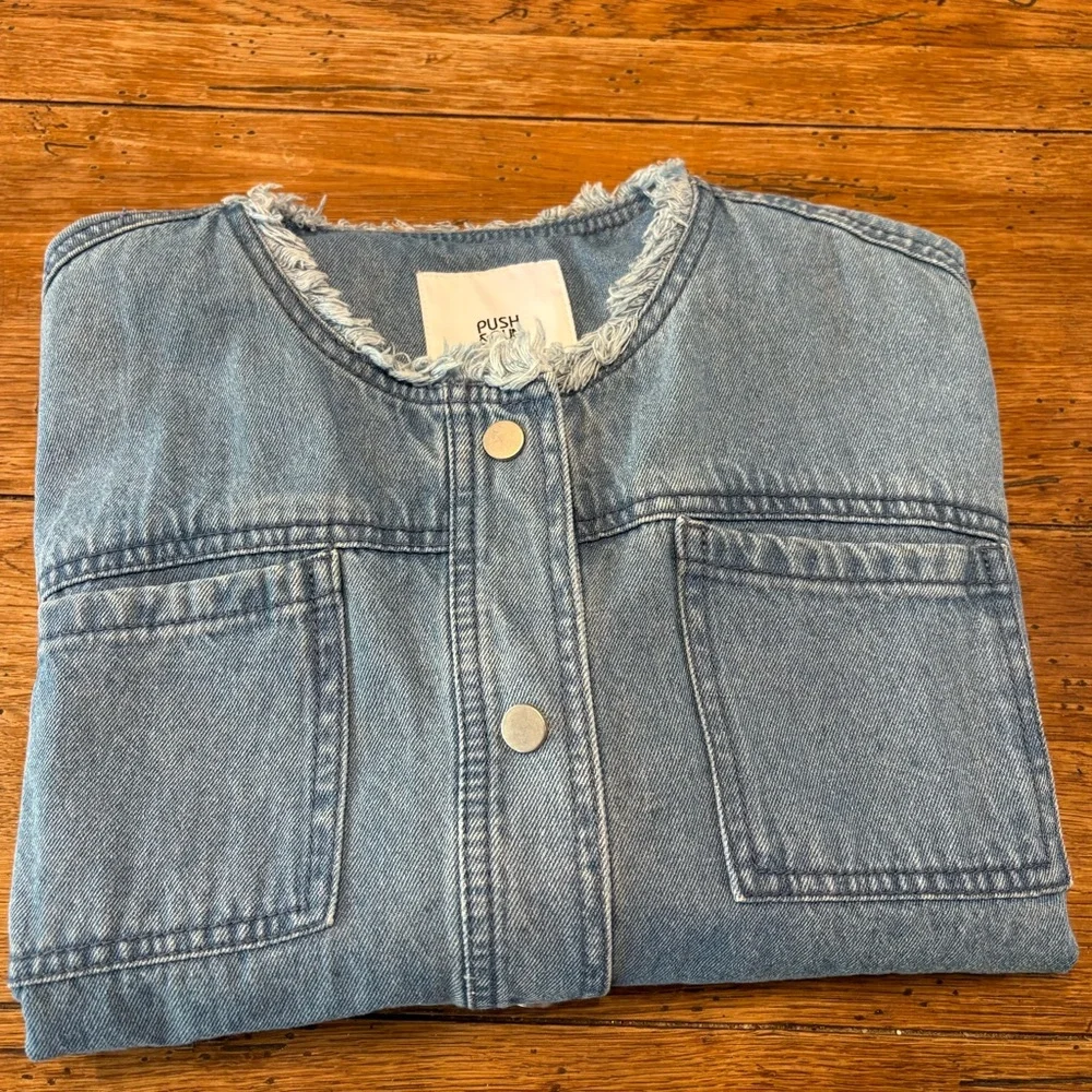 Rare Unique Denim Oversized Cottage Chore/Barn Jacket Embroidered Sleeve Raw Hem - Picture 7 of 7